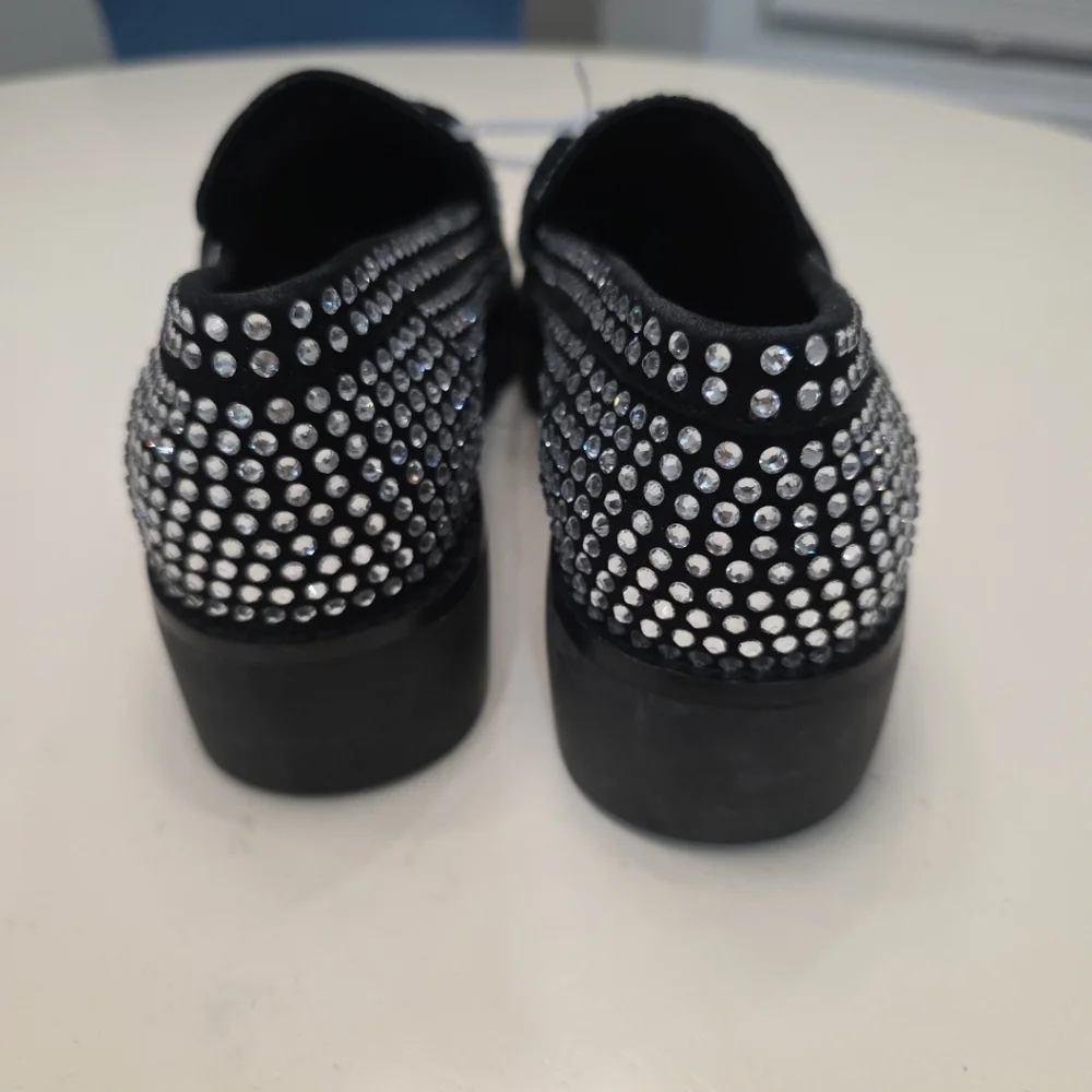 Tory Burch Crystal Lug sole loafers in Perfect black Size 5.5